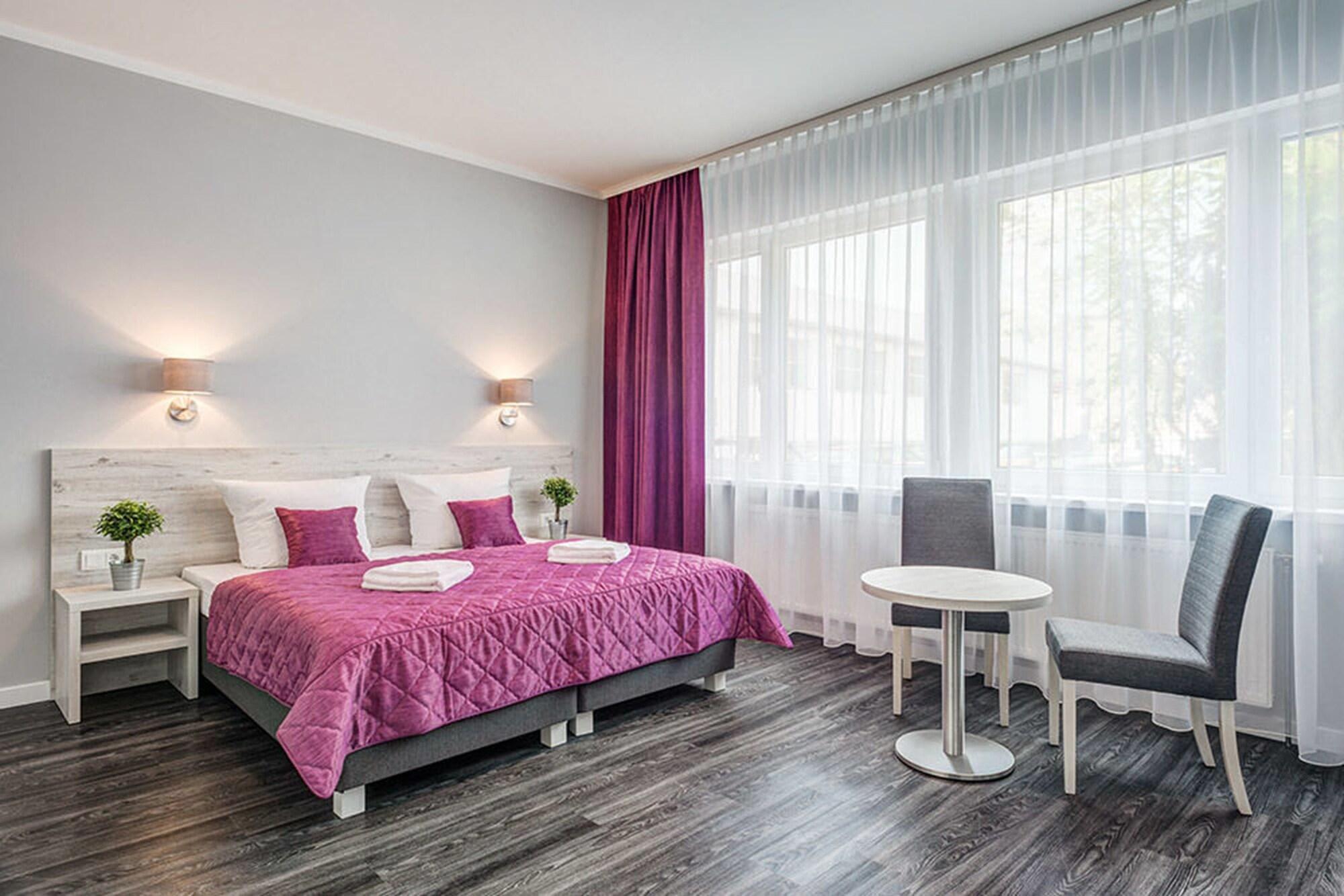 Arktur City Hotel Berlim Exterior foto